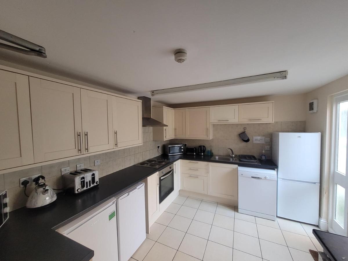 Large 5 Bed Town-Centre Home Close To The Beach, Sleeps 9 Aberystwyth Exterior photo